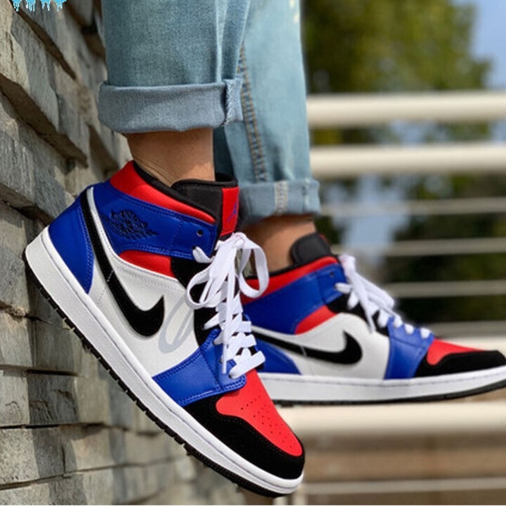 Jordan 1 Mid Top 3